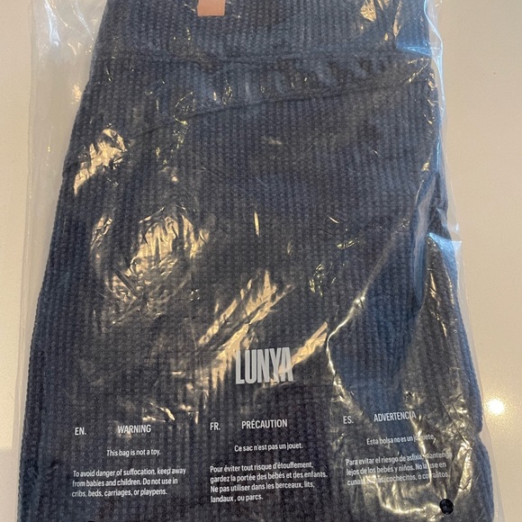 LUNYA relaxed thermal high rise legging - Picture 2 of 8